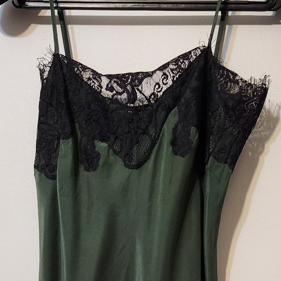 Lingerie dress - Picture 1 of 5